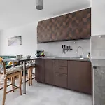 Lejlighed Unique Kampat With Balcony For 4 Guests By Renters *