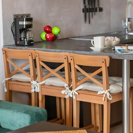 Apartman Unique Kampat With Balcony For 4 Guests By Renters *