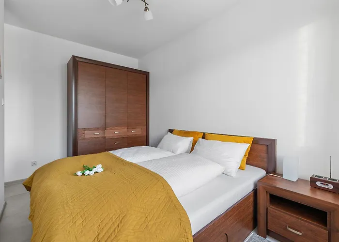 Unique Kampat With Balcony For 4 Guests By Renters Apartmán *